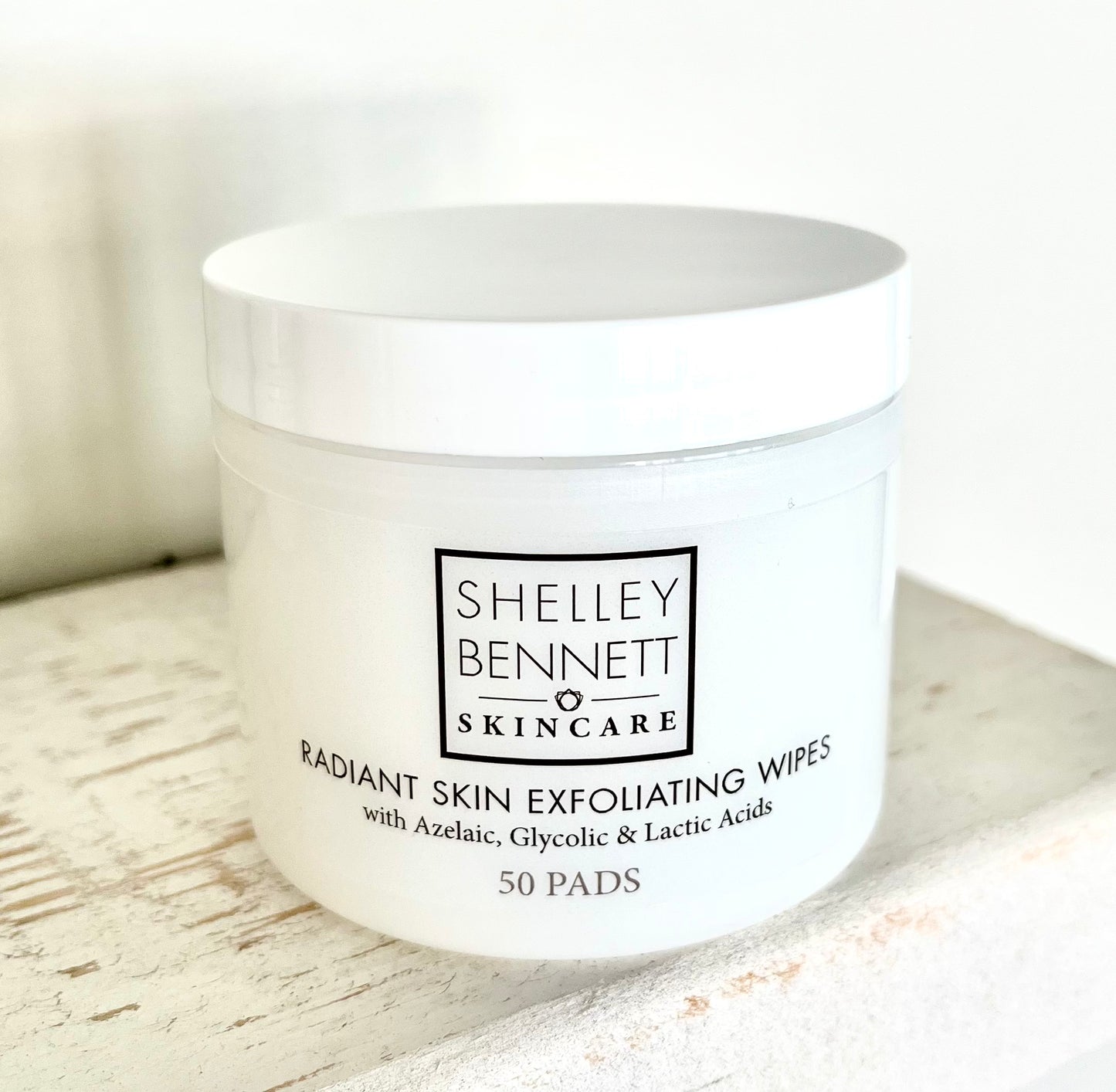 Radiant Skin Exfoliating Wipes (50 pre-moistened pads)